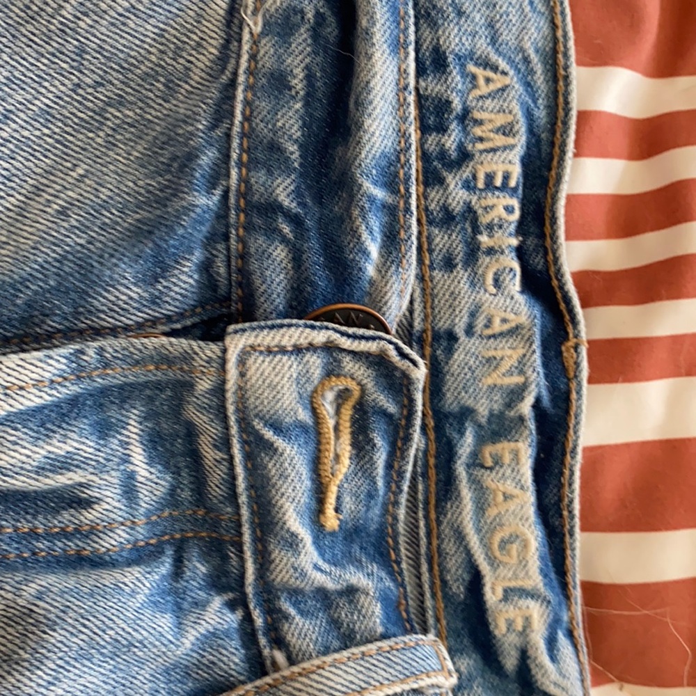 90s boyfriend jeans